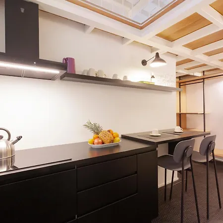 Leukos Luxury דירה