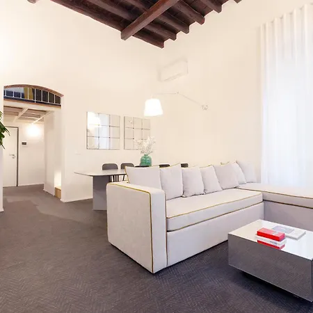 Leukòs Luxury * Bari